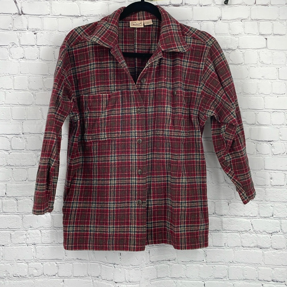 Collared Plaid Woolrich Button Up Flannel Pockets Medium Red 70% Wool Winter